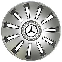   Mercedes  R15 : 